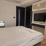 Angel Ξενοδοχείο με διαμερίσματα 4*